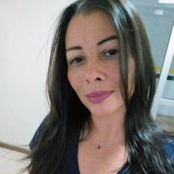 Babá em São José (São José): ELIZETE