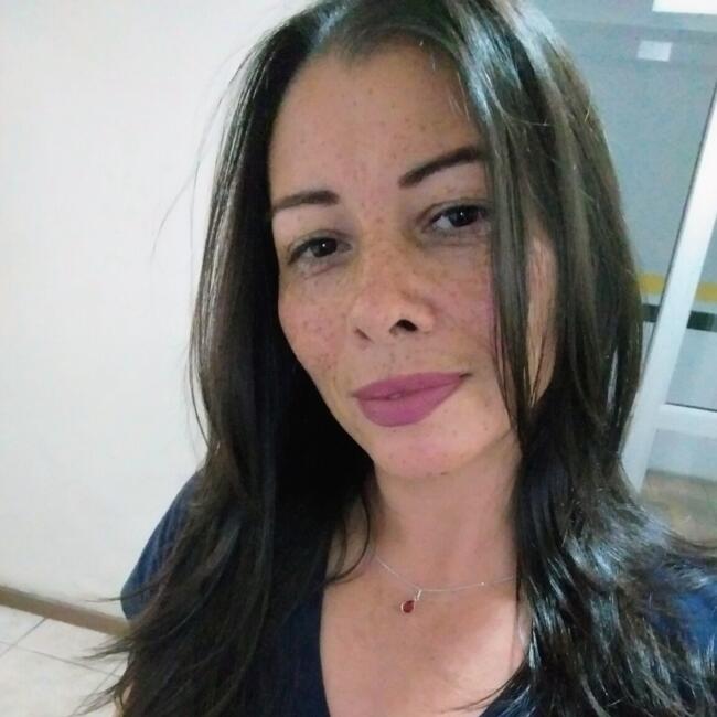 Babá em São José (São José): ELIZETE