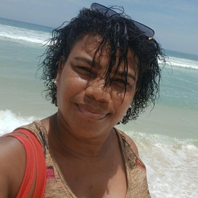 Babysitter in Belford Roxo: Cristiane Oliveira