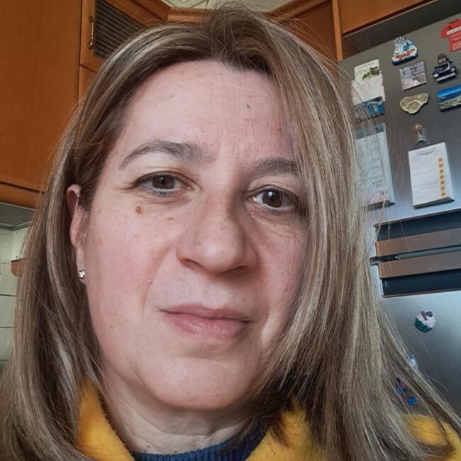 Babysitter in Výronas: Ελένη