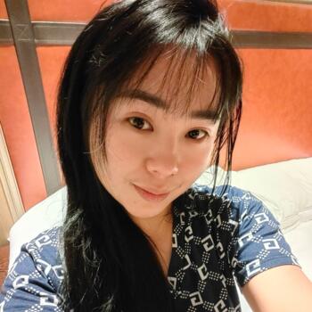 Babysitter in Carranglan: Jezel