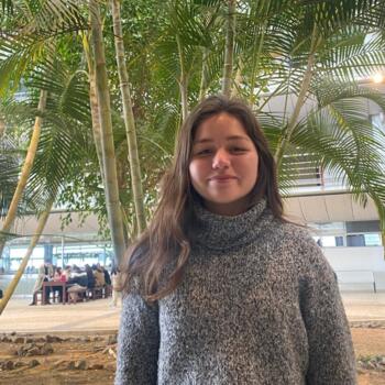 Babysitter στην περιοχή Σίντρα: Gabriela