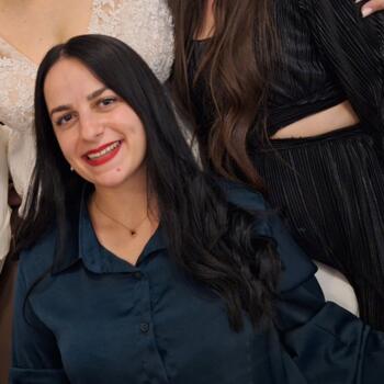 Babysitter Pátrai: Χρύσα