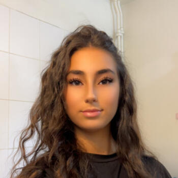 Babysitter in Maisons-Alfort: Ilyana