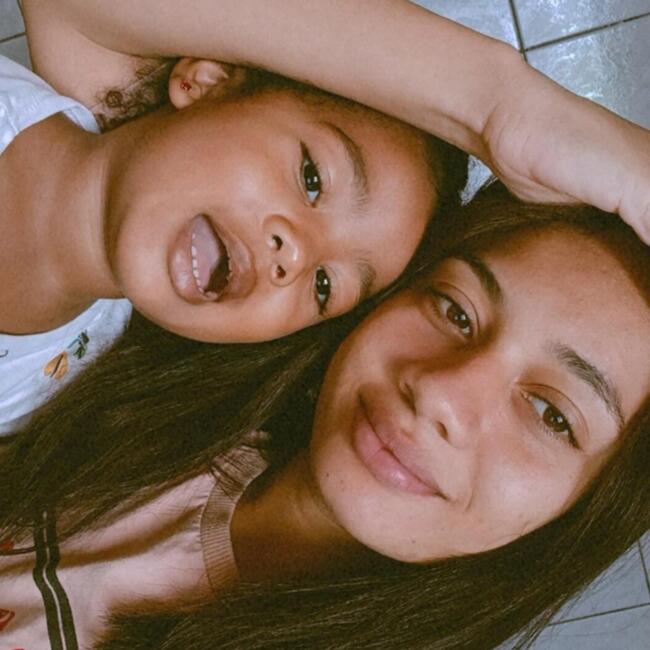 Babysitter in Guaratinguetá: Desiree