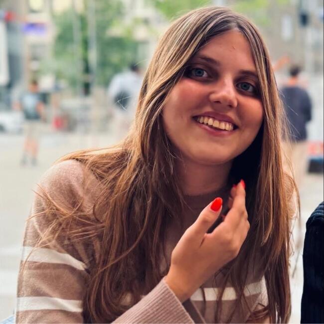 Babysitter in Deinze: Lauren