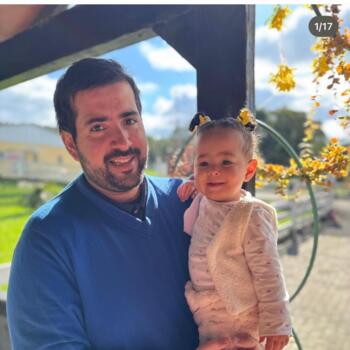 Babysitting job in Salvador: babysitting job ANTONIO JORGE FARIAS