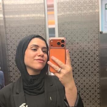 Parent Abu Dhabi: Kholoud