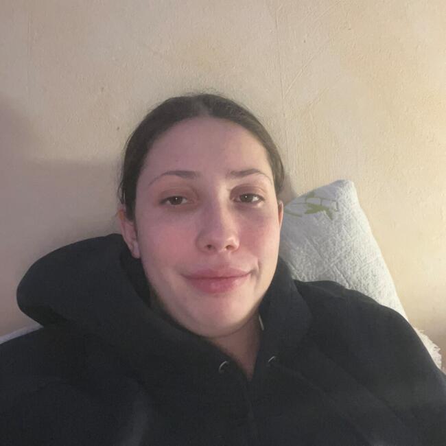 Babysitter in Villepreux: Marine