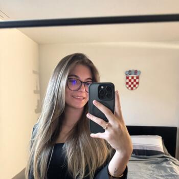 Babysitter Pfyn: Nina
