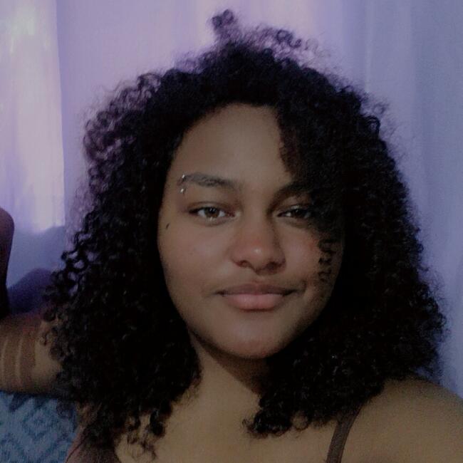 Babysitter in Contagem: Camila