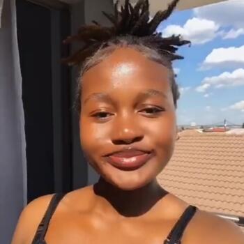 Babysitter in Pretoria: Anele