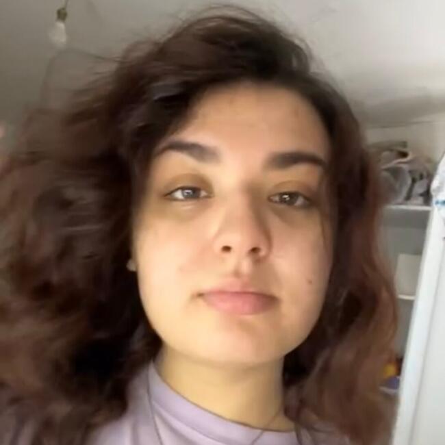 Babysitter in Le Havre: Zohra