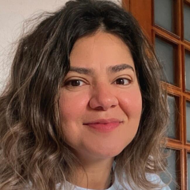 Babysitter in Matosinhos Municipality: Priscila