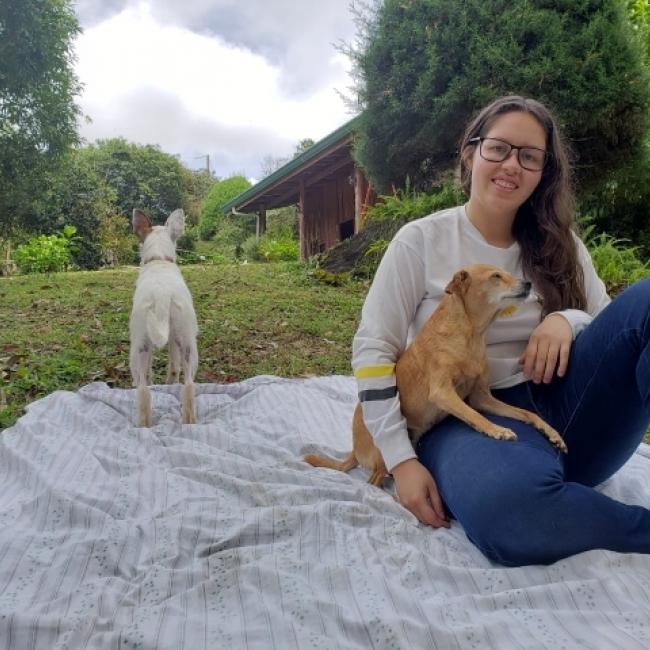 Babysitter in San Antonio: Cristina