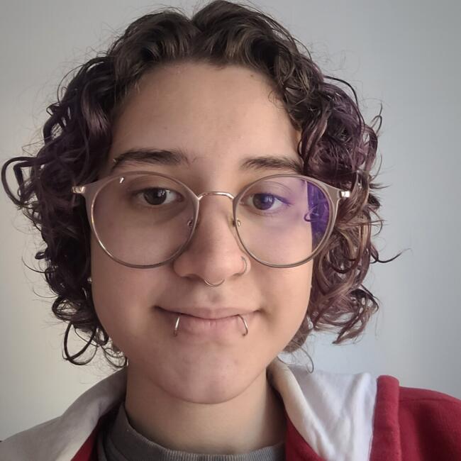 Babysitter in São Carlos: Larissa