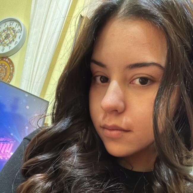 Babysitter a Ferrara: Francesca 