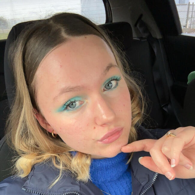 Babysitter in Harnes: Zoé