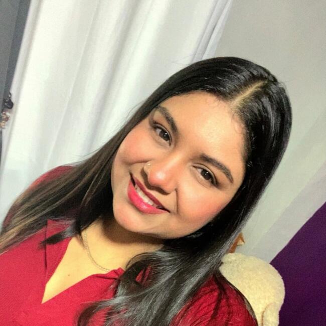 Niñera en Las Lomas: Daniela