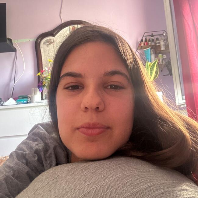 Babysitter in Lisbon: Leticia