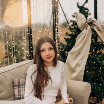 Bébiszitter Üröm: Luca