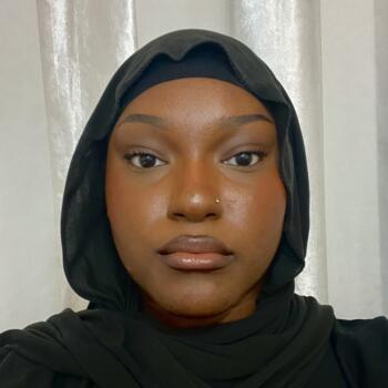 Babysitter in Argenteuil: Naïma