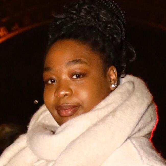 Babysitter in Paris: Mariame