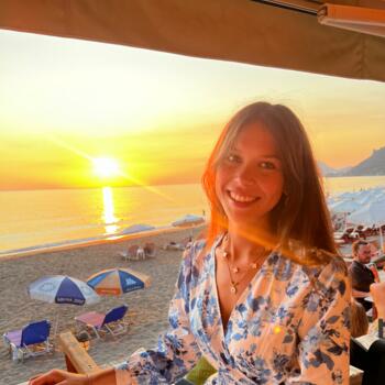 Babysitter in Vienna: Ayu