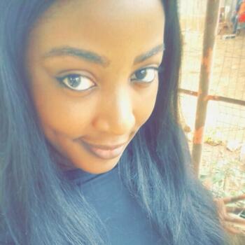 Babysitter Vila Nova de Gaia: Solange