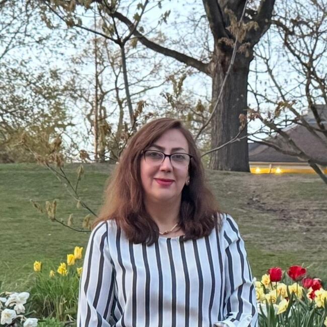 Babysitter in Richmond Hill: Tannaz