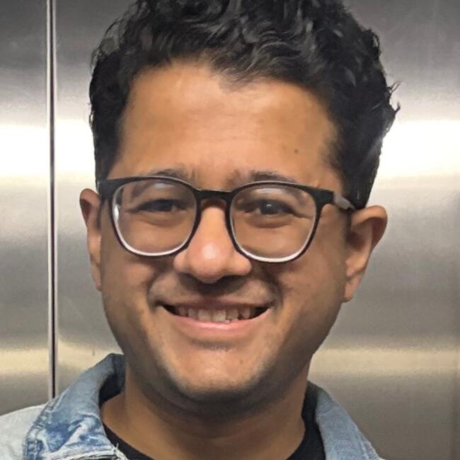 हैदराबाद में बेबीसिटिंग की नौकरी: Tanmay