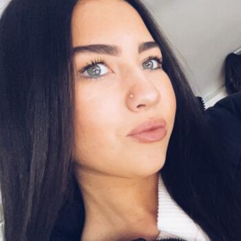 Babysitter in Ballyboden: Mia