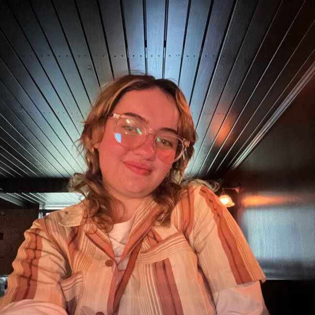 Babysitter in Brisbane: Eve