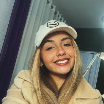 Babysitter in São José: Julia