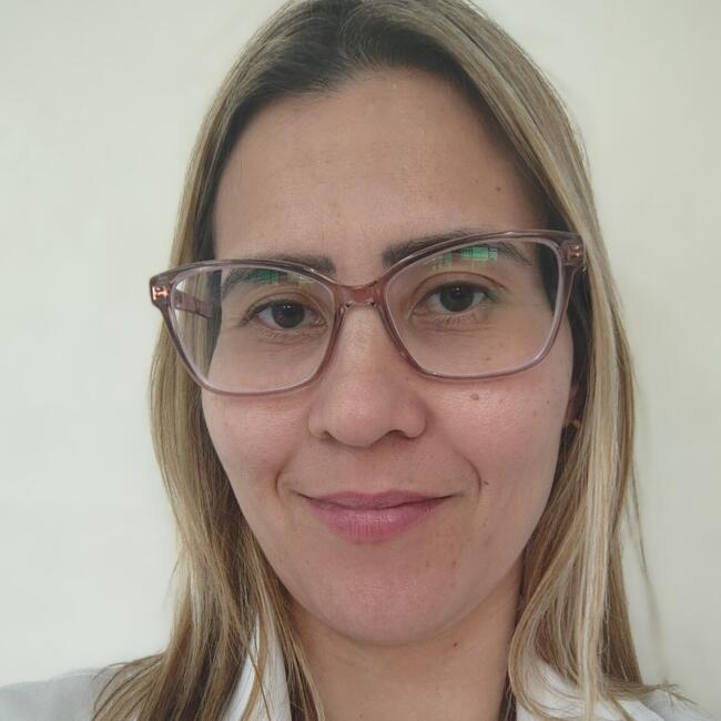 Babysitter in Nova Odessa: Ana Paula