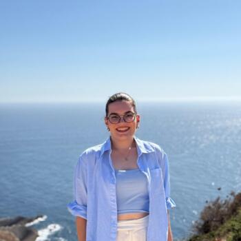 Babysitter in Setúbal: Anamaria