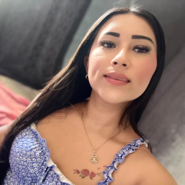 Babysitter in Salinas Victoria: Anahí