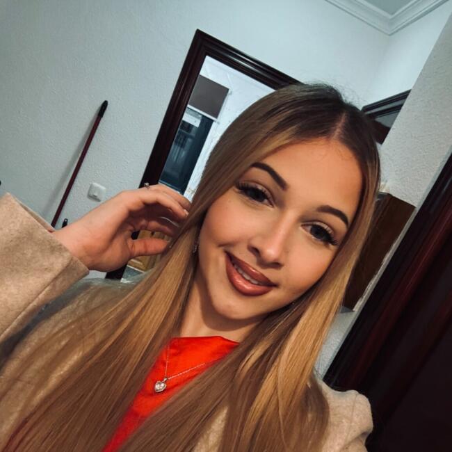 Canguro en Sevilla: Laura