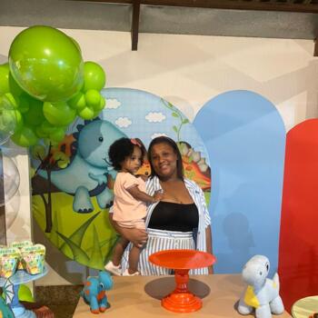 Emprego de babá em Sete Lagoas: emprego de babá Sabrina