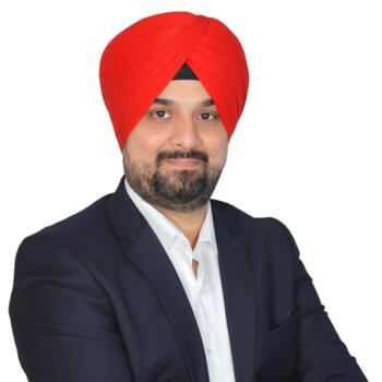 माता-पिता बम्बई: Gurjinder