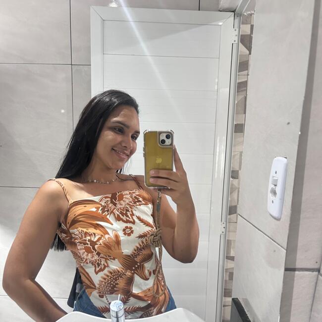 Babá em Nova Iguaçu: Samara Castro