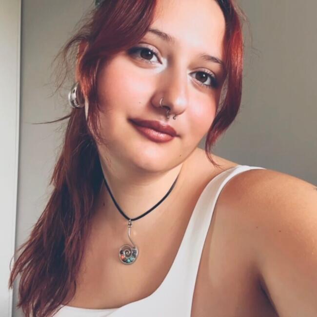 Babysitter in Talence: Emma
