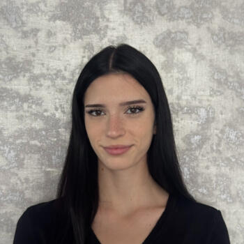 Babysitter in Sofia: Стефани