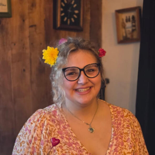 Babysitter in Saint-Affrique: Cassie