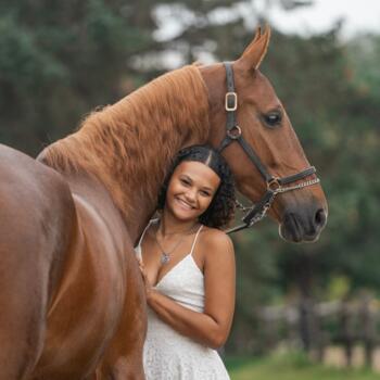 Babysitter in Saint Paul: Niya