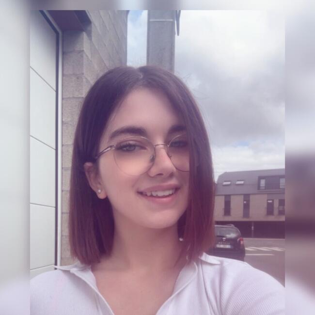 Babysitter in Fleurus: Stacey
