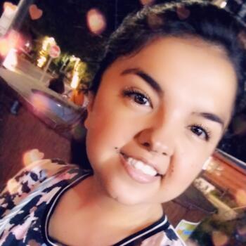 Babysitter in Villarrica: Ángeles