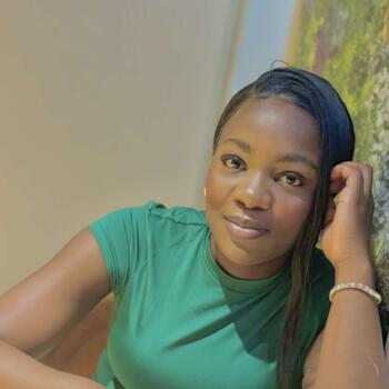 Babysitter in Le Mans: Maria