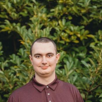 Baby-sitter in North Vancouver: Evan