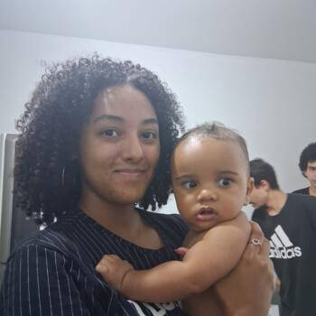 Babá em Rio de Janeiro: Isabella